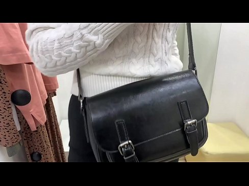 ❤️ 年轻婊子FeralBerry在试衣间用假阳具公开自慰 ❤️❌ at us zh-cn.sexogolic-info.ru❌❤